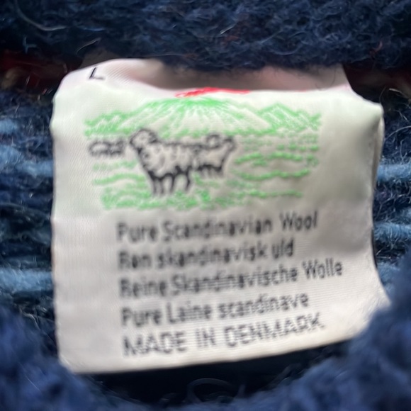 Stobi 100 percent wool vintage Sweater large - Picture 2 of 3